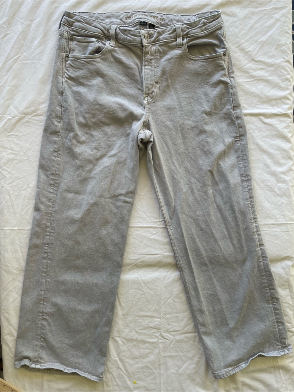 American Eagle Outfitters Light Gray Straight-Leg Jeans